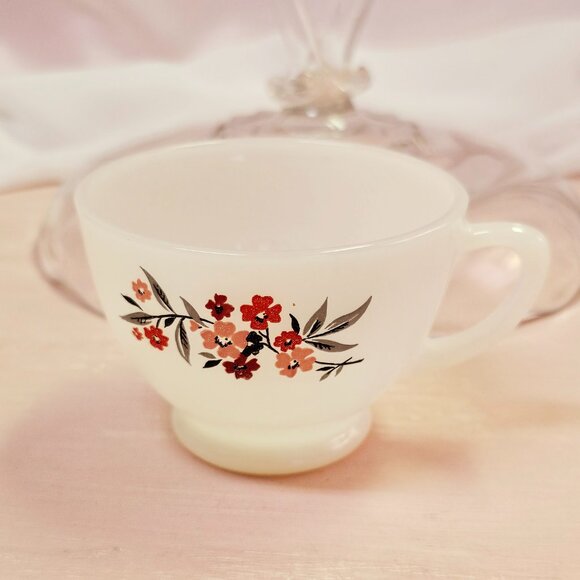 Fire King Primrose SINGLE Milk Glass Cup, Pink & Red Flowers, Vintage 1960-62 - Picture 1 of 9